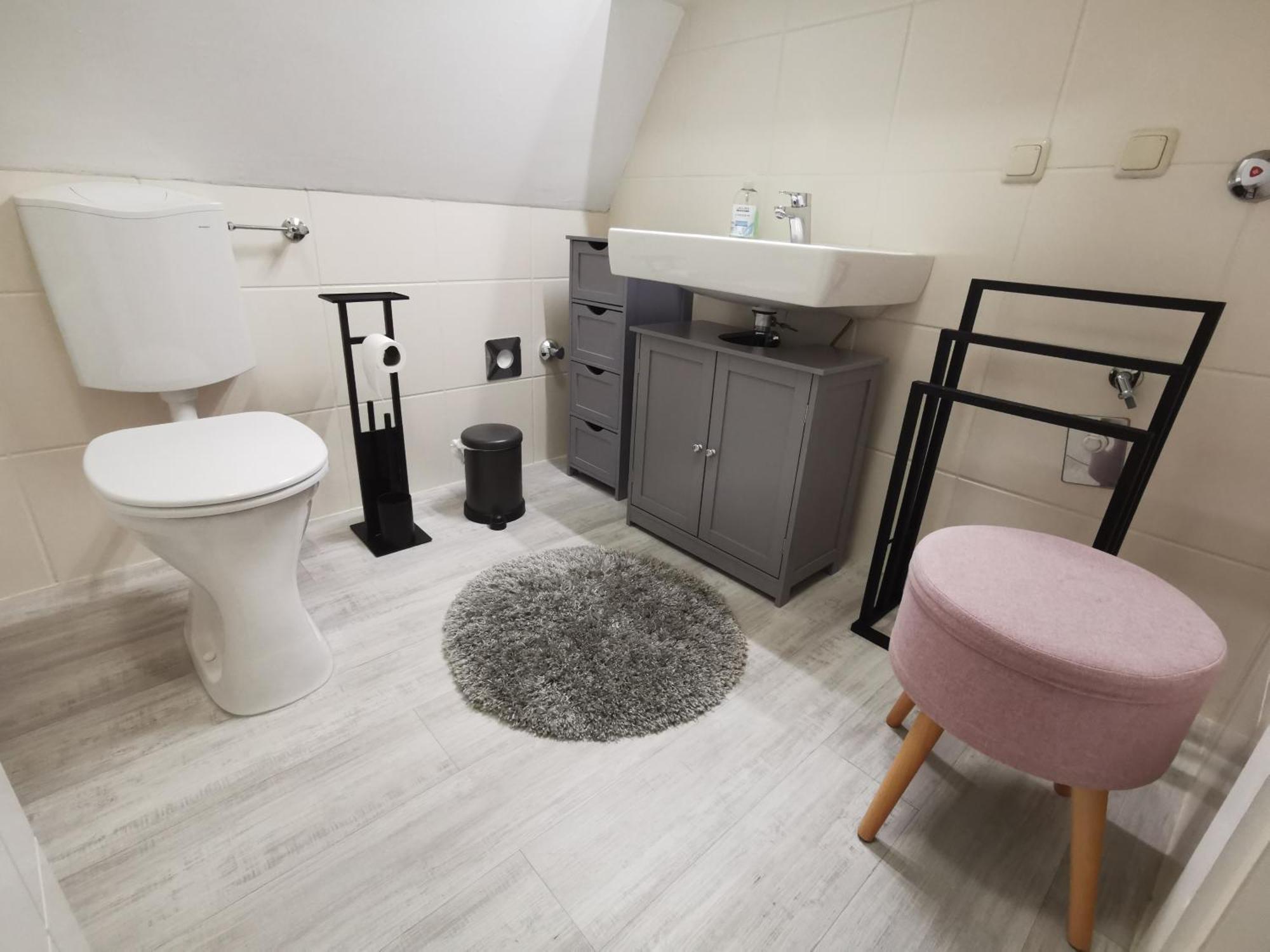 Moderne Dachgeschosswohnung Zentral By Seebnb Velden am Worthersee Bagian luar foto